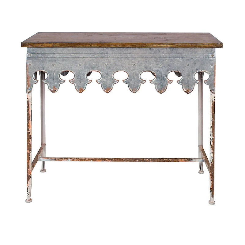 Mesa de sofá de madera con borde festoneado y metal con acabado de zinc
