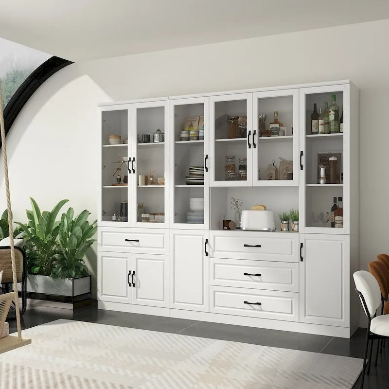 Aparador blanco grande y elegante para cocina con puertas de cristal para exhibición