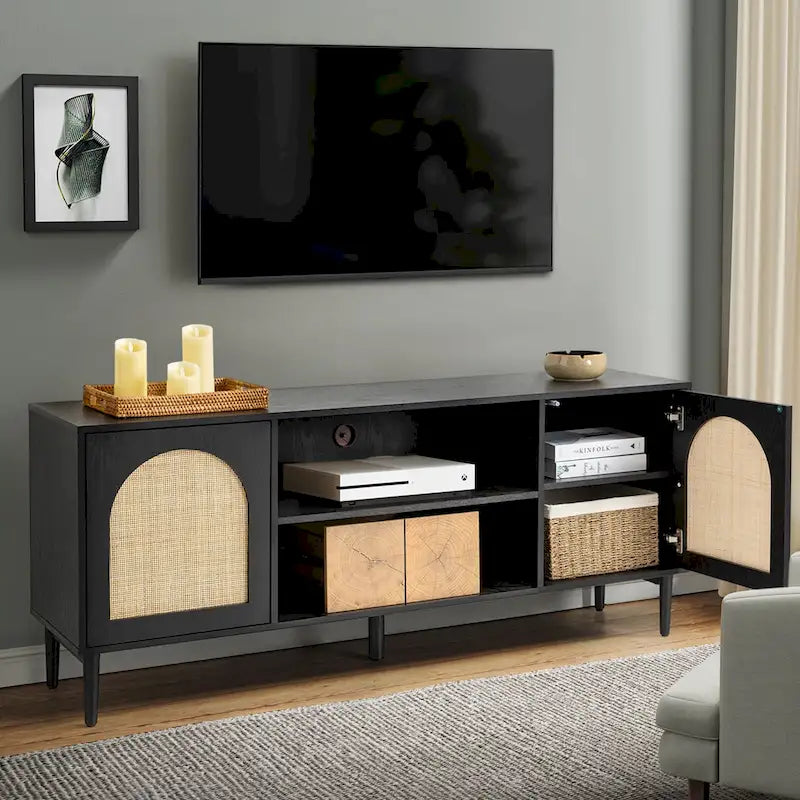 Mueble de TV moderno de ratán con puertas de apertura a presión